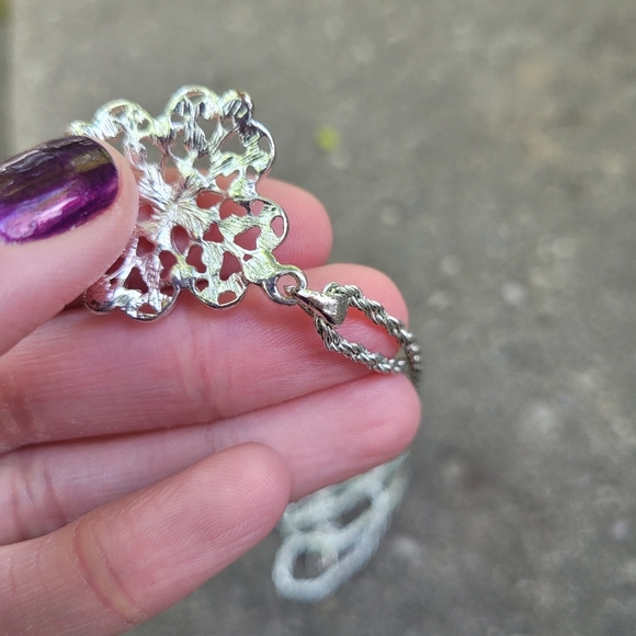 Silver Flower Necklace - Picture 3 of 3